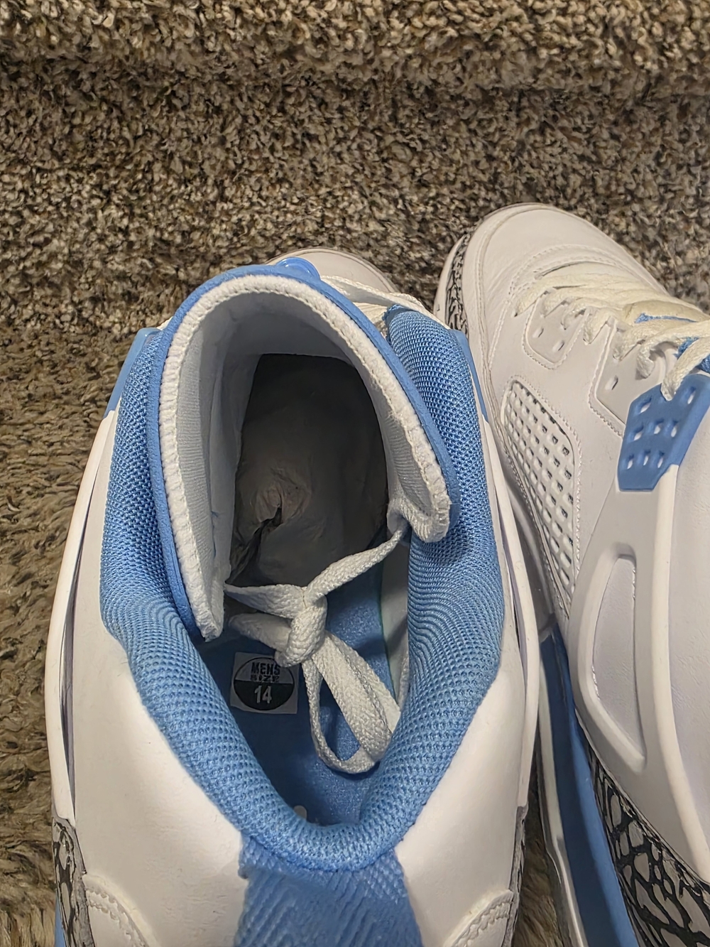 Jordan Men’s White and University Blue Spizike Basketball Shoes - Picture 7 of 15